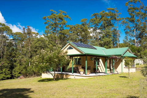 Narrawallee Creek Studio - Dalby Accommodation 3