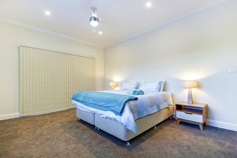 PJ's Hideaway - Dalby Accommodation 4