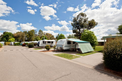 RACV Cobram Resort - Dalby Accommodation 4