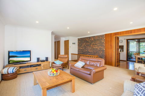 Relaxed Homely Retreat - Dalby Accommodation 1