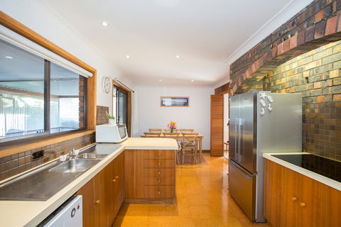 Relaxed Homely Retreat - Dalby Accommodation 4