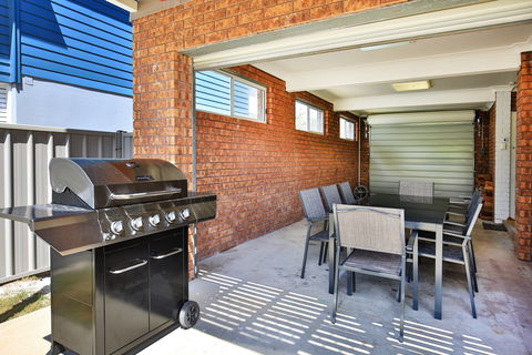 Sandbar - Dalby Accommodation 6