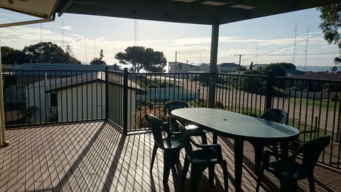 Sea Chant - Dalby Accommodation 1