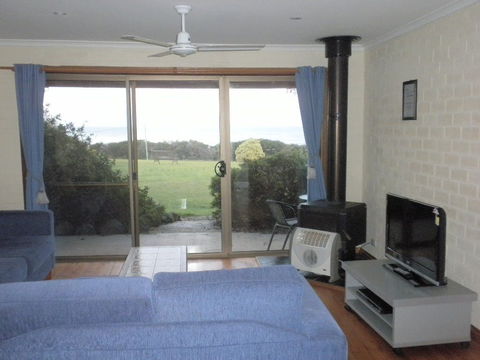 Skenes Creek Lodge Motel - Dalby Accommodation 1
