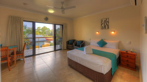 Sky View Units - Dalby Accommodation 0