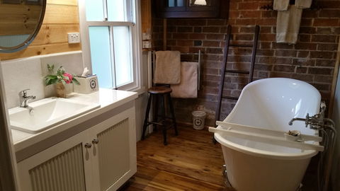 Southdown Stable: Bowral - Dalby Accommodation 4