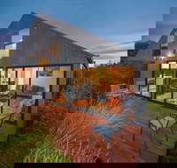 Southern Ocean Villas - Dalby Accommodation