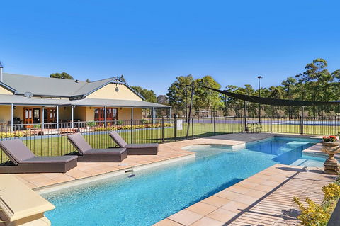 Stonegate - Dalby Accommodation 1