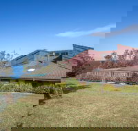 Stunning Clifftop - Dalby Accommodation