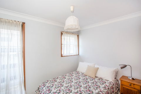 Stunning Clifftop - Dalby Accommodation 6