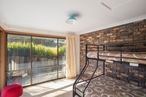 Stunning Clifftop - Dalby Accommodation 8