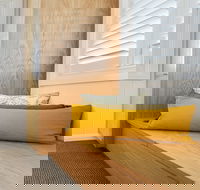 Sunset Beach - Summer Breeze - Dalby Accommodation