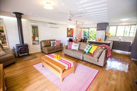Tessies House - Dalby Accommodation 1