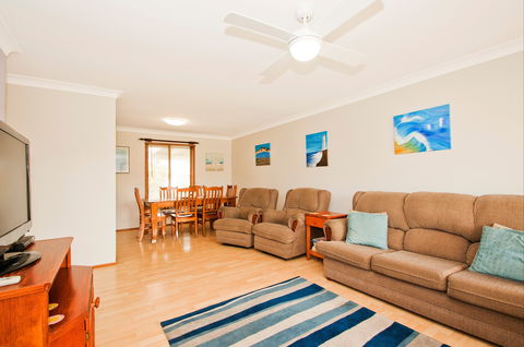 Tea Tree Cottage - Dalby Accommodation 2