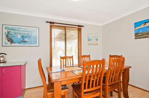 Tea Tree Cottage - Dalby Accommodation 4