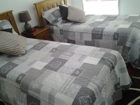 The Pommy Tree Bed And Breakfast - Dalby Accommodation 2