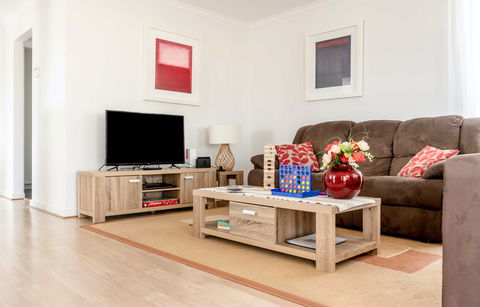 The Palais - Dalby Accommodation 4