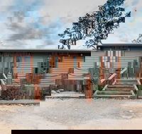 Uniquely Pambula - Pet Friendly Holiday Accomodation - Dalby Accommodation
