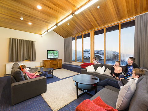 Valhalla Perisher - Dalby Accommodation 7