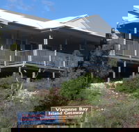 Vivonne Bay Island Getaway - Dalby Accommodation
