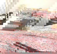 131 Kendal Apartments - Dalby Accommodation