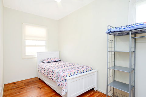 19 Investigator Crescent, Encounter Bay - Dalby Accommodation 2