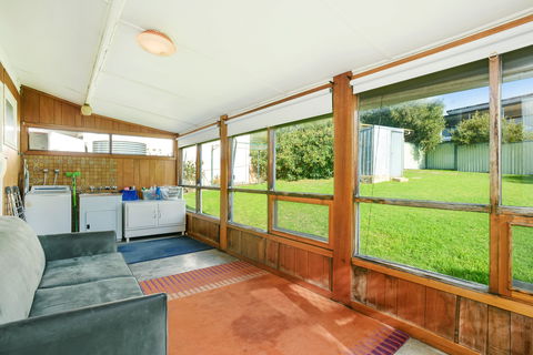 19 Investigator Crescent, Encounter Bay - Dalby Accommodation 5