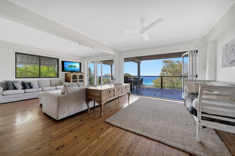 Annie's White House - Dalby Accommodation 1