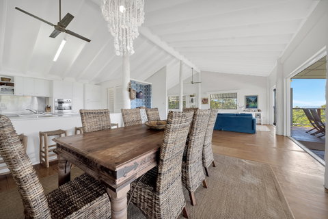 Annie's White House - Dalby Accommodation 2