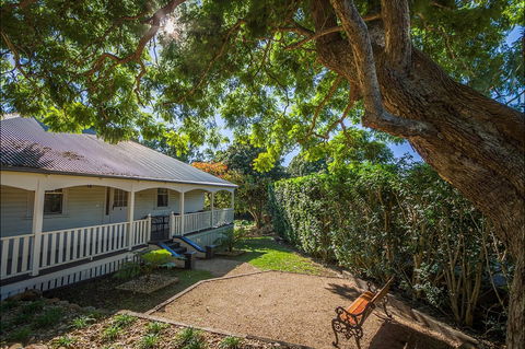 Bangalow Guesthouse - Dalby Accommodation 2
