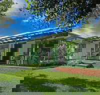 Beach and Lake Getaway - Dalby Accommodation