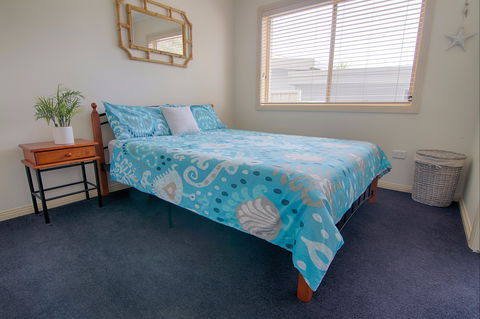 Beach Holiday Unit - Dalby Accommodation 8