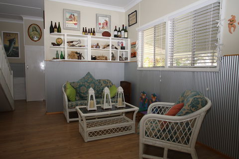 Berrara's Home Away From Home - Dalby Accommodation 1