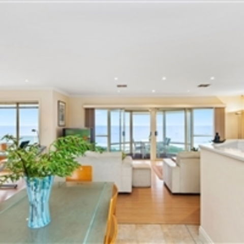 Century 21 SouthCoast: Hayman - Dalby Accommodation 2
