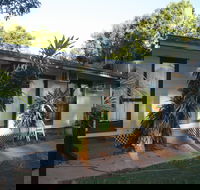 Daly River Roadside Inn - Dalby Accommodation