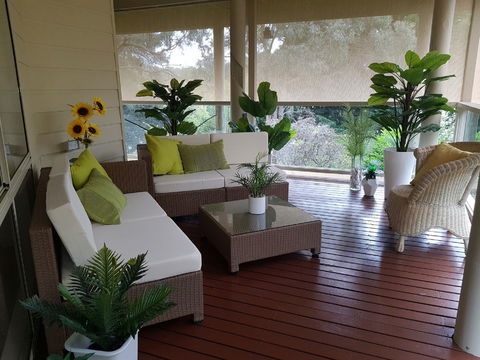 Ellie's Hide-Away At Malua Bay - Dalby Accommodation 1