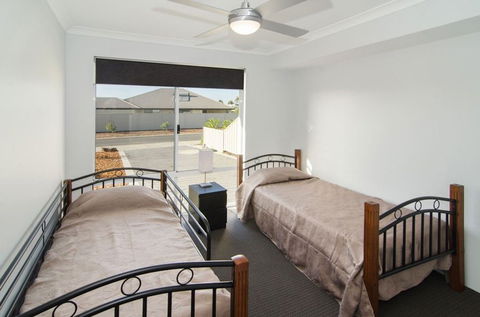 Fairway Isle - Dalby Accommodation 2
