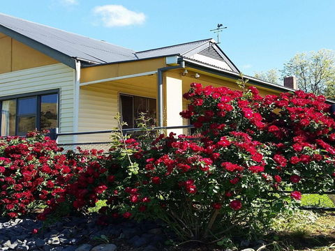 Geralda Cottage Jugiong - Dalby Accommodation 1