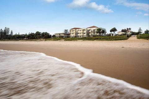 Golden Riviera Beach Resort - Dalby Accommodation 5