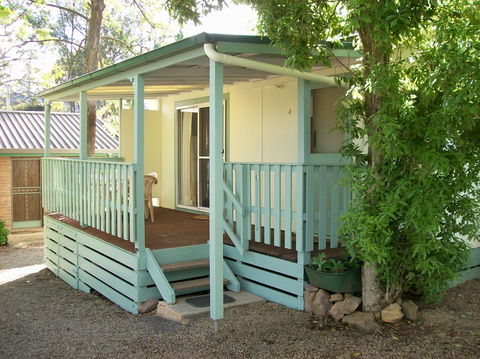 Goughs Bay Holiday Cottages - Dalby Accommodation 0