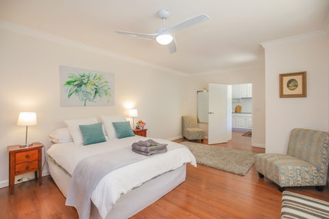 HAHNDORF LODGE - Dalby Accommodation 1