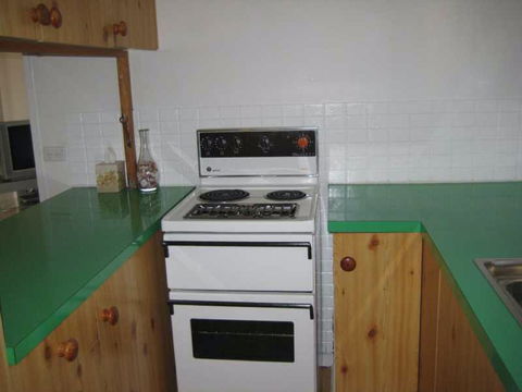 Hardwicke Beach House - Dalby Accommodation 1
