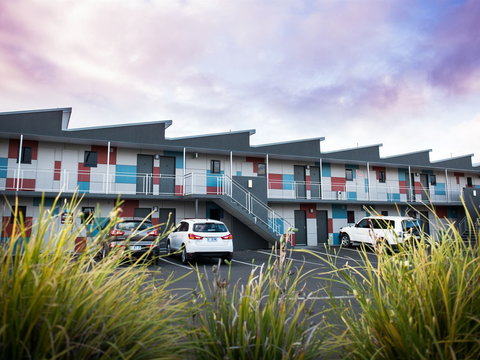 Kingston Hotel - Dalby Accommodation 0