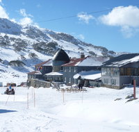 Kosciuszko Chalet Hotel - Dalby Accommodation