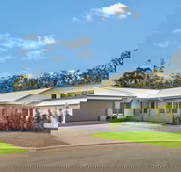 Lakeside Lodge Lake Cathie - Dalby Accommodation