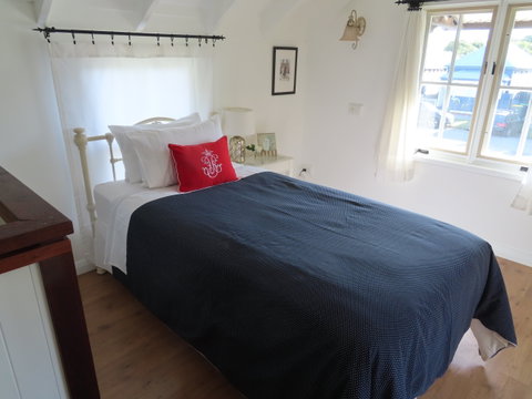 Maison De May Boutique Bed And Breakfast - Dalby Accommodation 4
