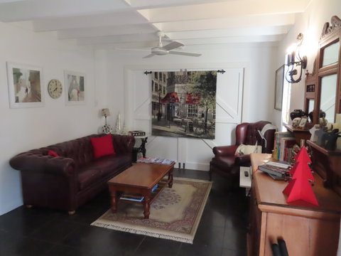 Maison De May Boutique Bed And Breakfast - Dalby Accommodation 7