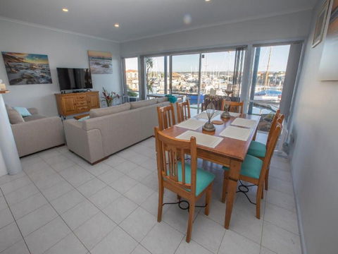 Marina Reflections - Dalby Accommodation 2