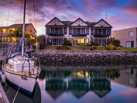 Marina Reflections - Dalby Accommodation 8