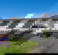 Mavi Beach House - Dalby Accommodation